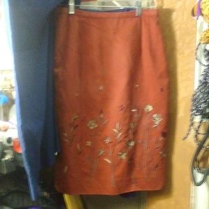 Travis Ayers, size 8, rust/flowers skirt